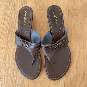 COLE HAAN Vintage Brown Leather Sandals with Low Heel